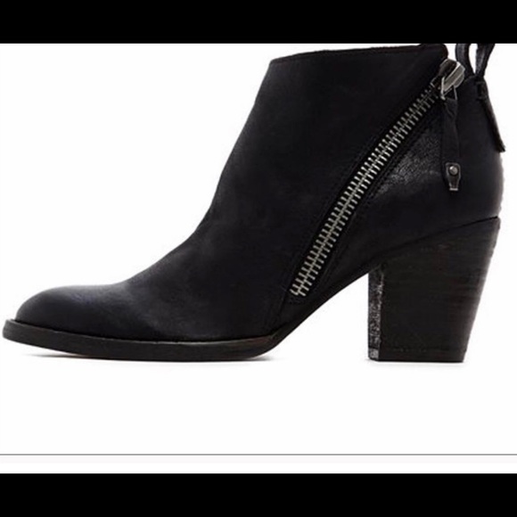 New Dolce Vita Jaeger Booties 